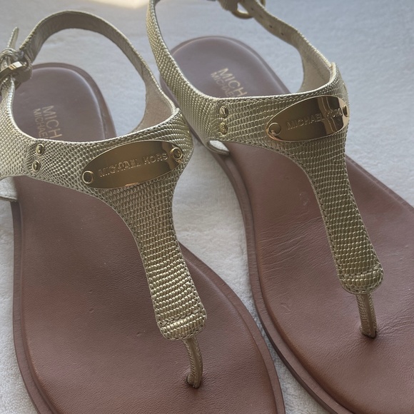 Michael Kors Sandal - Picture 1 of 4